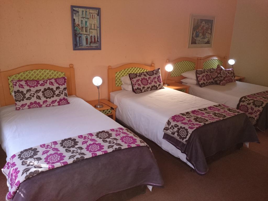 Hornbill Lodge Magaliesburg Oda fotoğraf