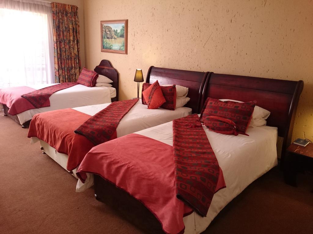 Hornbill Lodge Magaliesburg Oda fotoğraf