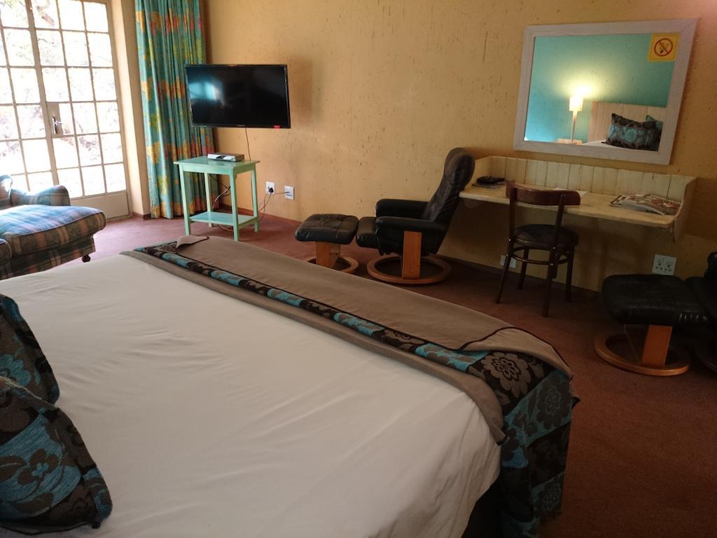 Hornbill Lodge Magaliesburg Oda fotoğraf
